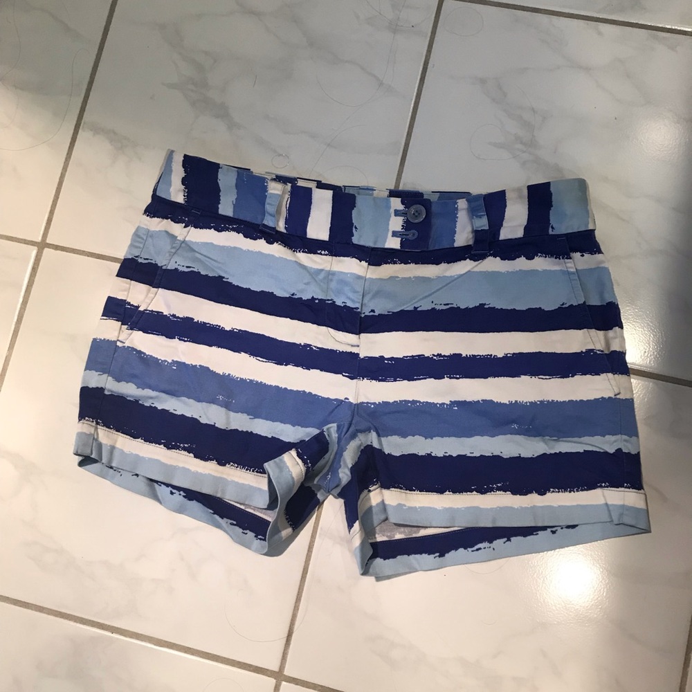 Vineyard vines chino shorts watercolor size 2
